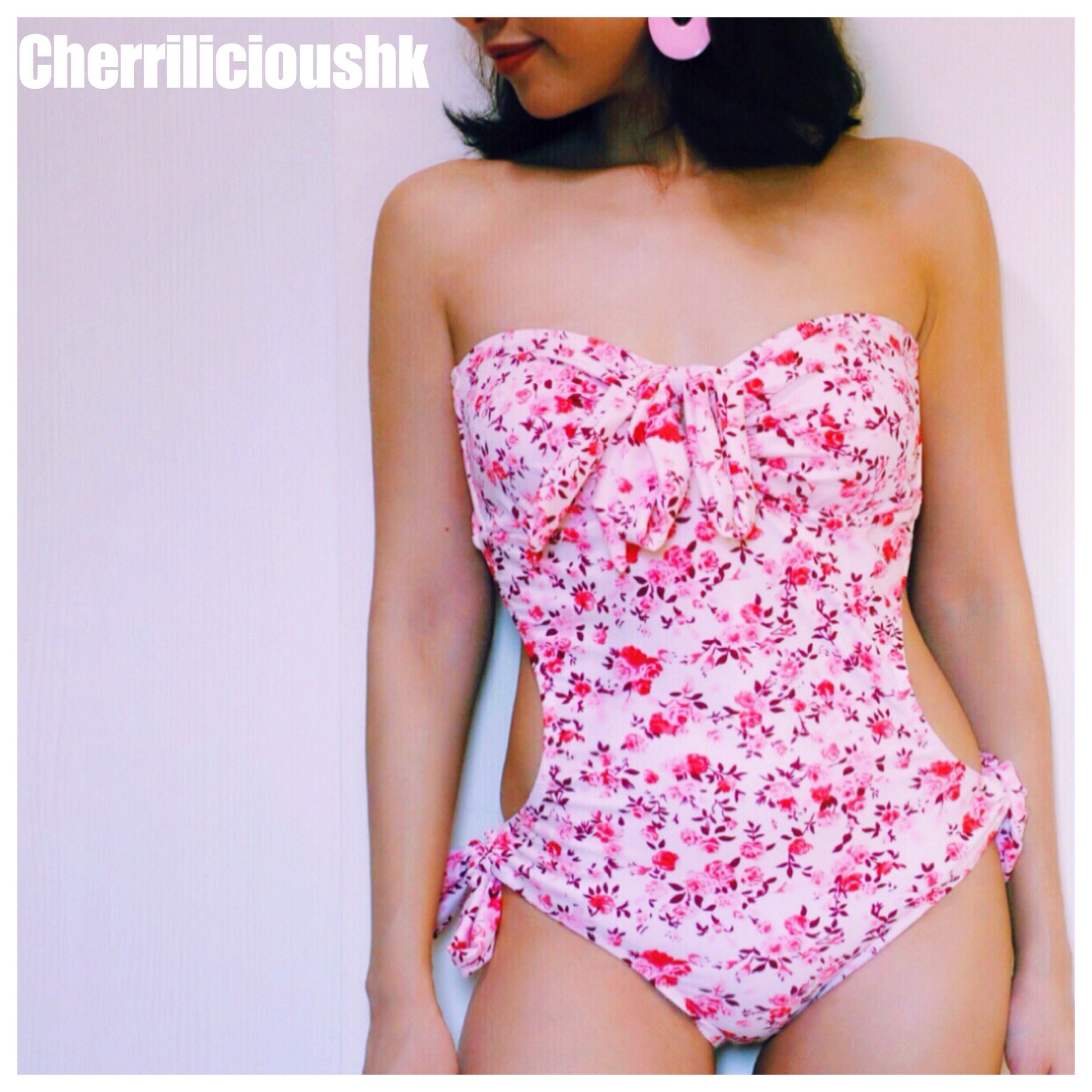 One Piece Swimwear 粉紅碎花縛帶連體泳裝 Cherrilicious